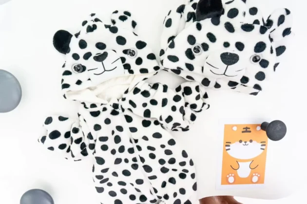 Cartoon Rompers white Lion